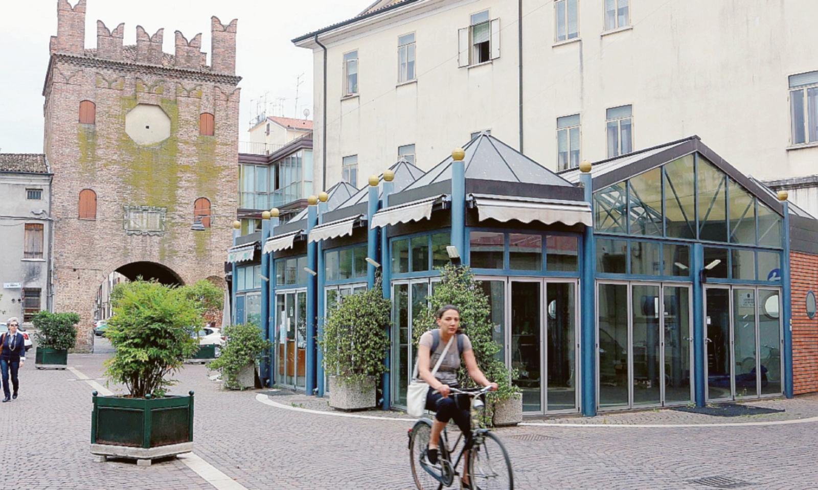 Il sindaco spinge per la grana chiosco