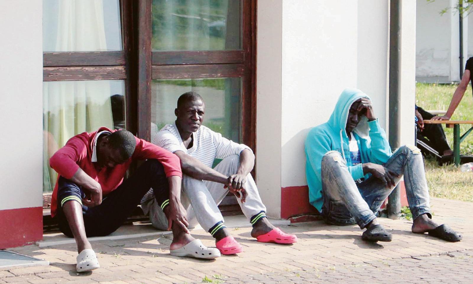 Meno profughi, cala il business