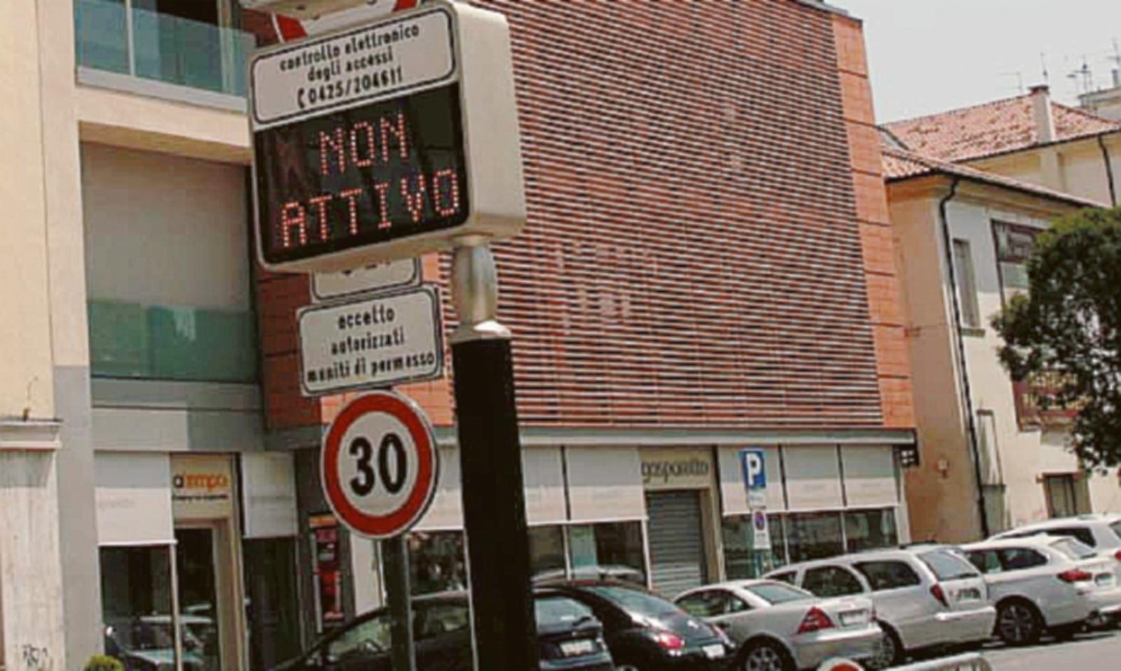 "Corso sempre aperto, un errore"