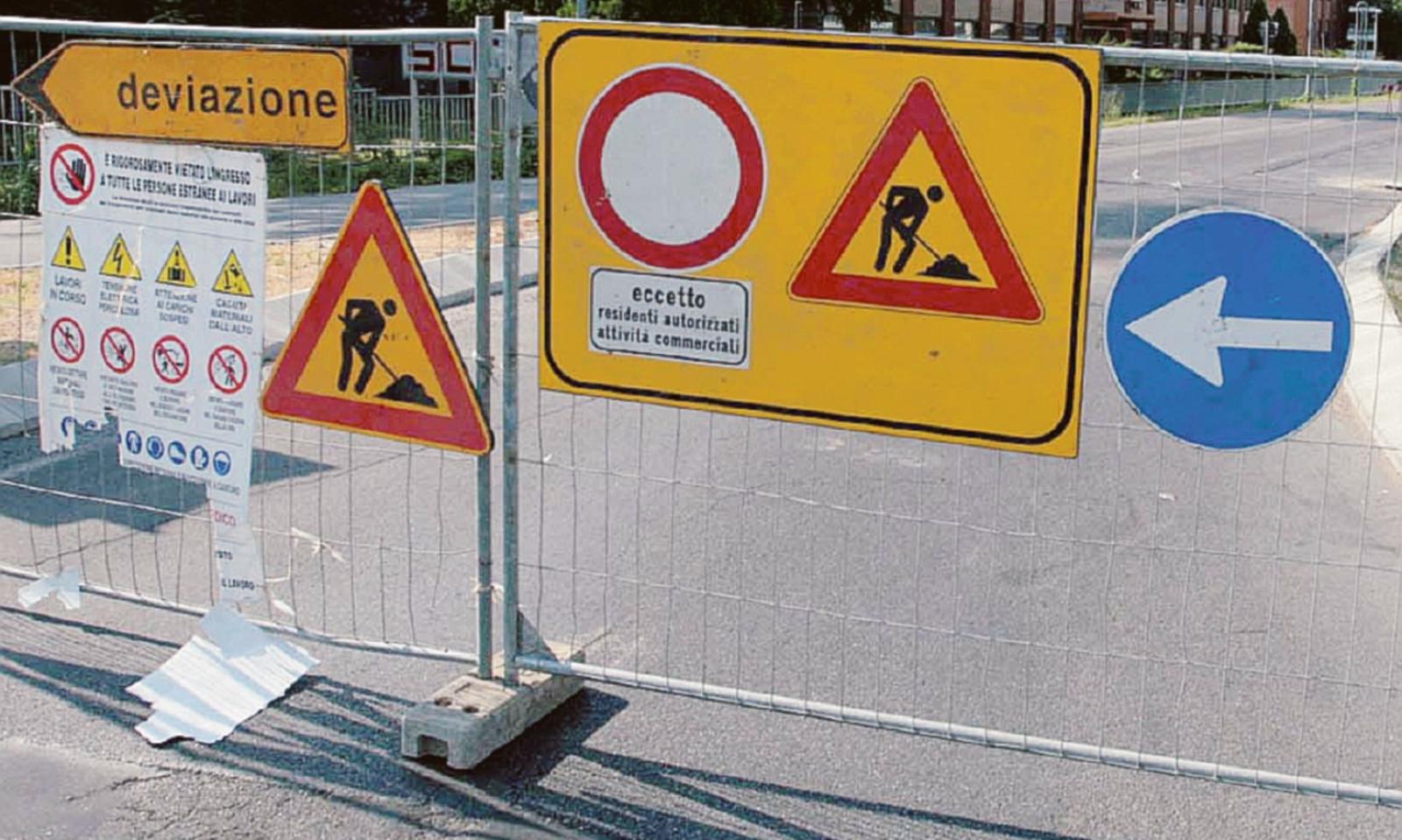 Ponte: lavori su tre turni