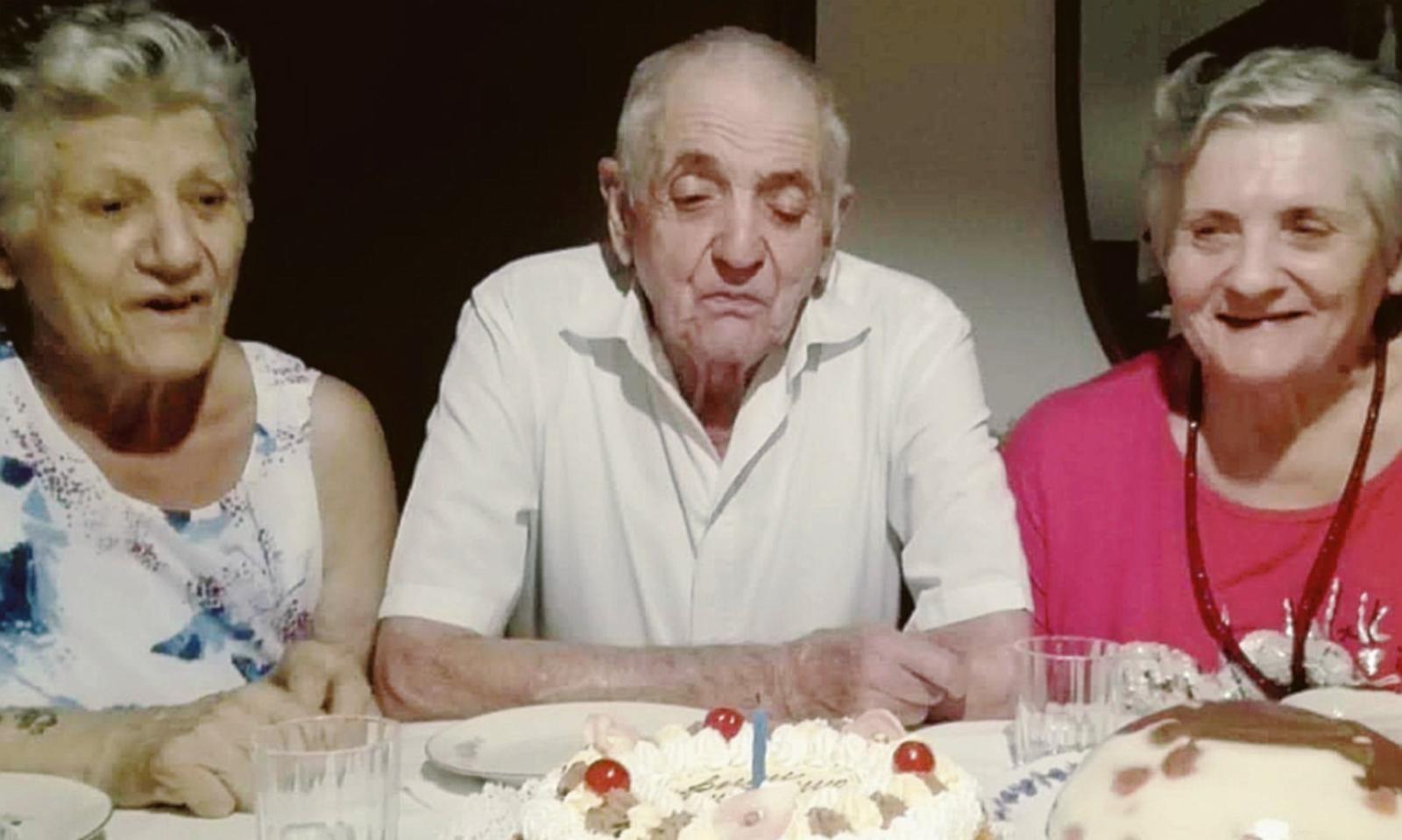 Tre gemelli fanno 80 anni