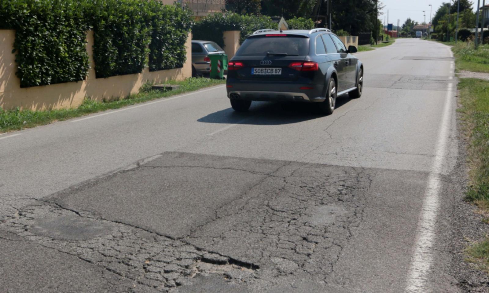 Mardimago: &ldquo;Saccardin vattene&rdquo;