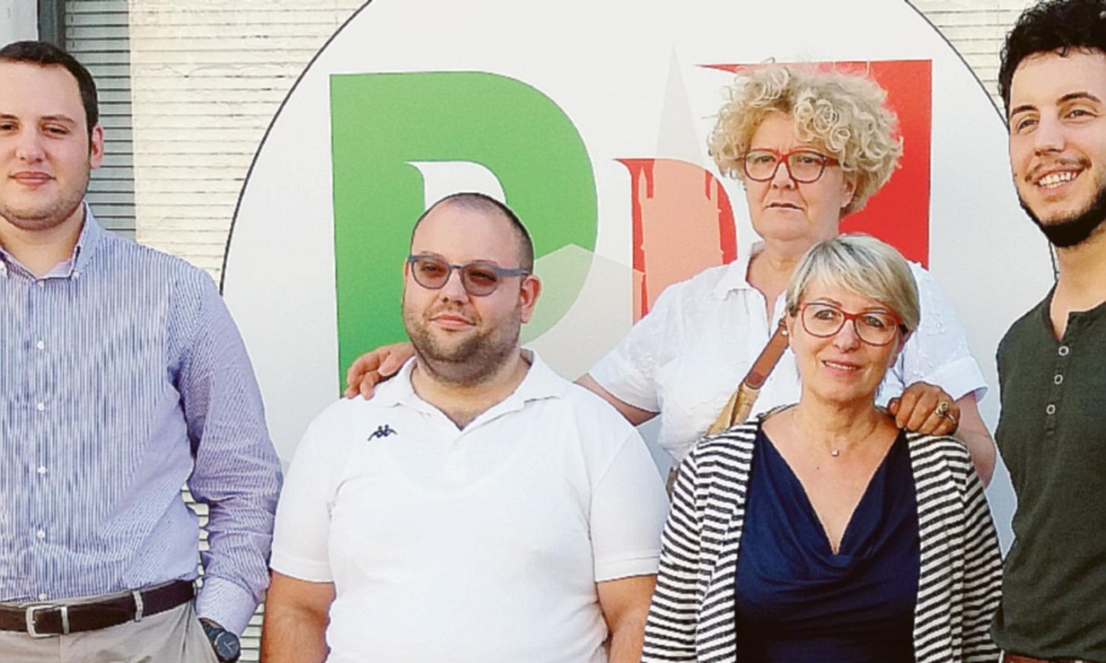 Il Pd gioca la carta del rilancio tra giovani , sociale e sicurezza