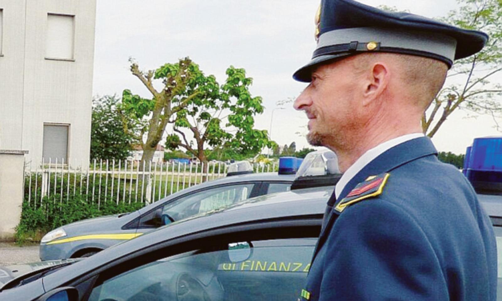 False fatture ed Iva evasa sequestri e dieci indagati