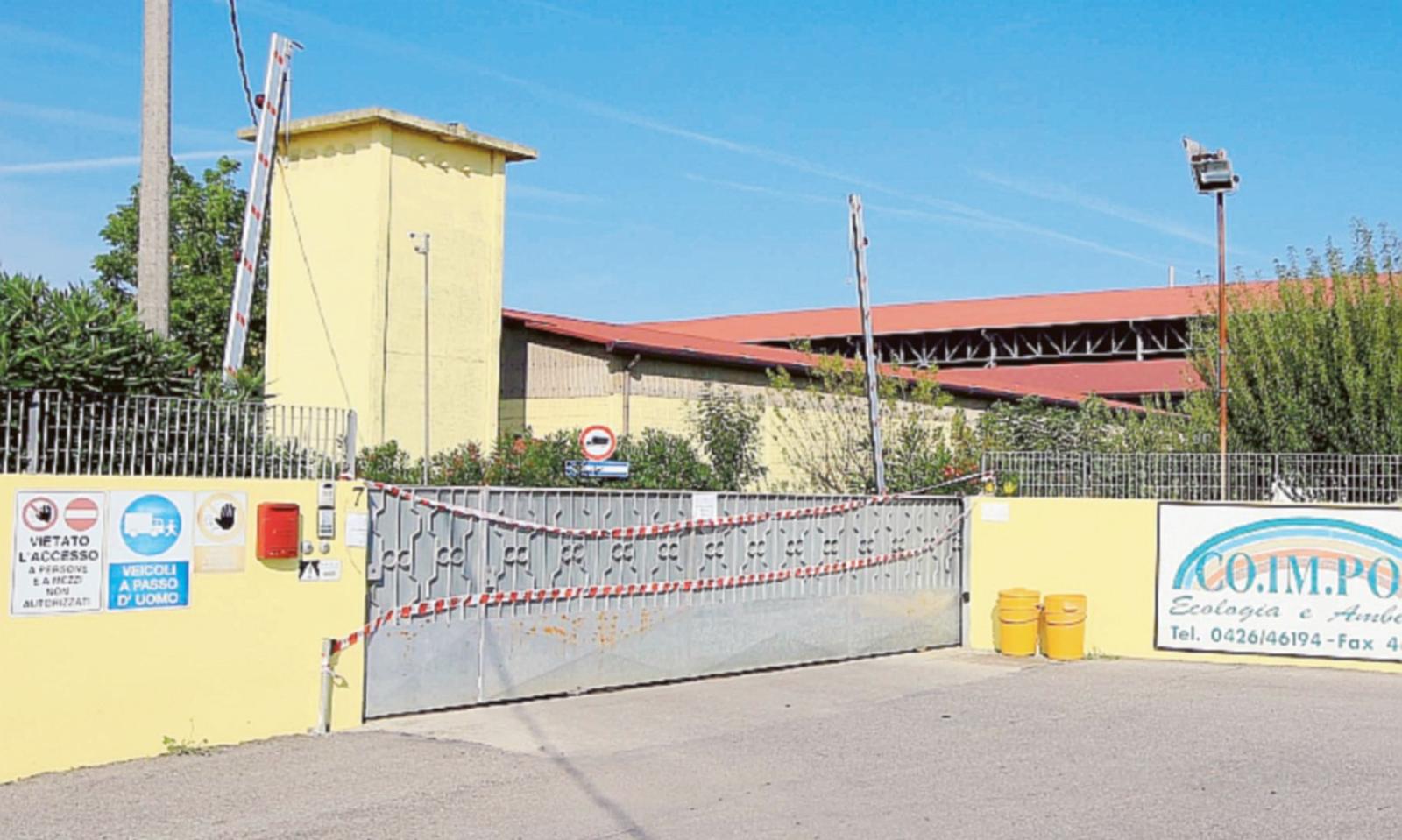 Saccheggio nell&rsquo;area della Coimpo