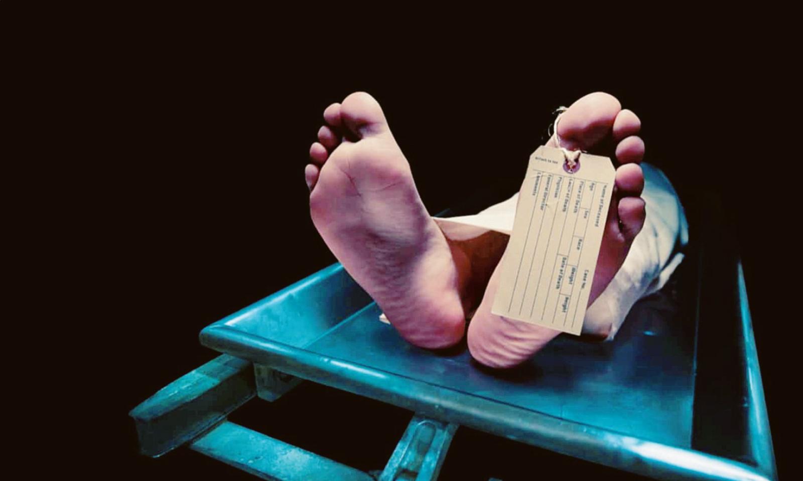 Abbandonato in obitorio, &egrave; mistero sulla morte