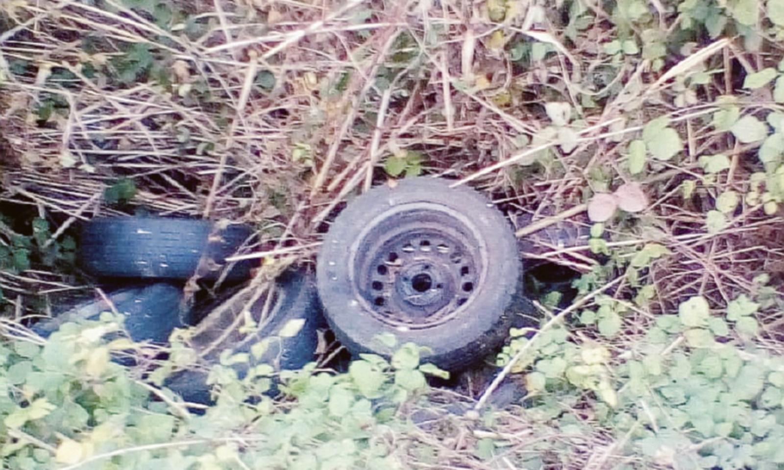 Una discarica di copertoni