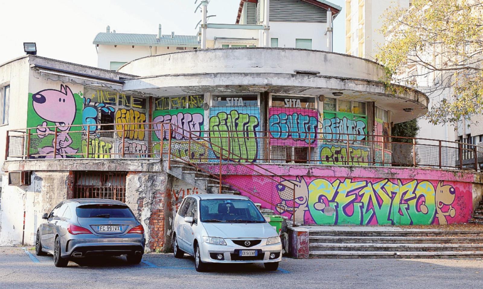 Piazzale Di Vittorio in attesa delle ruspe