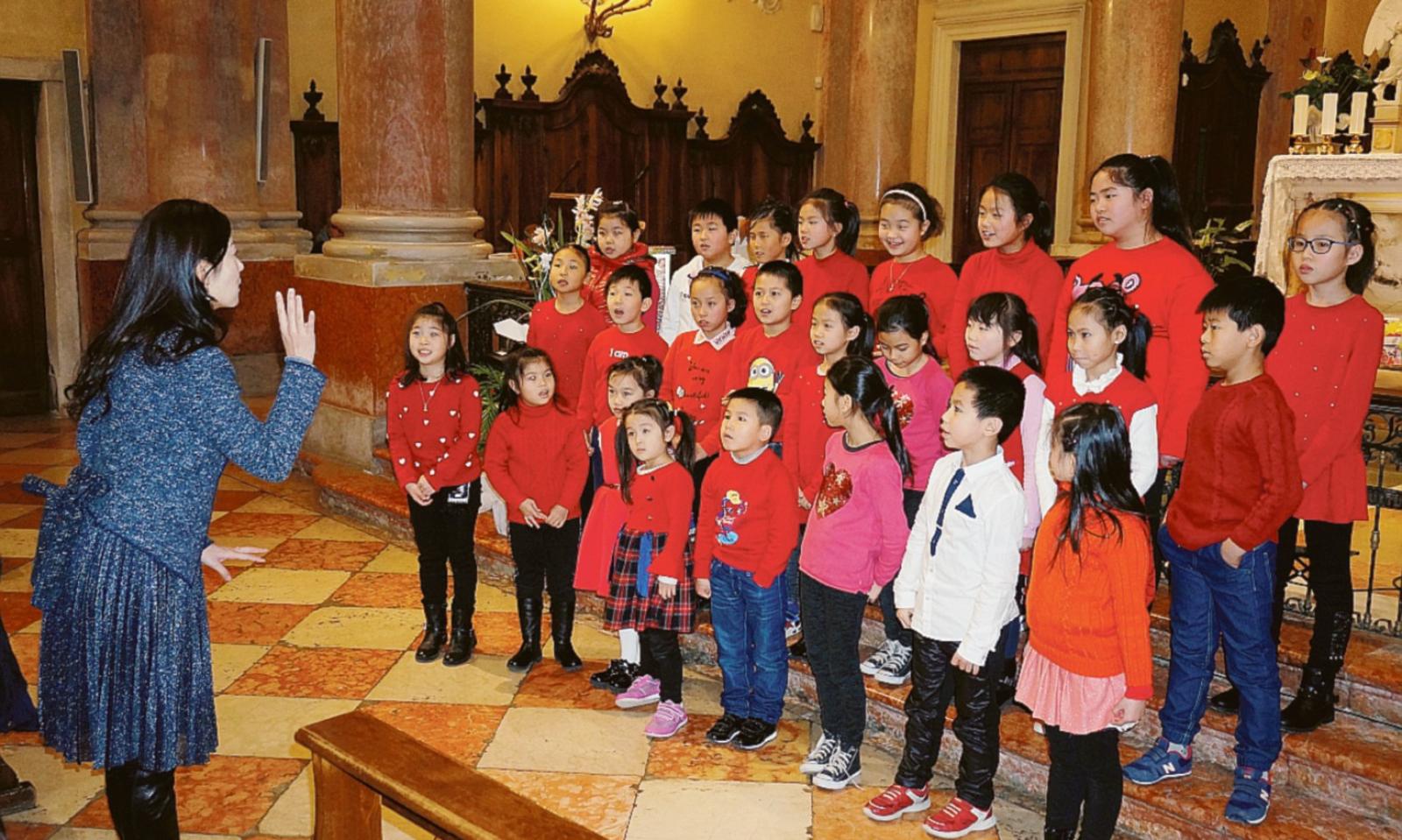 Il concerto multietnico in chiesa