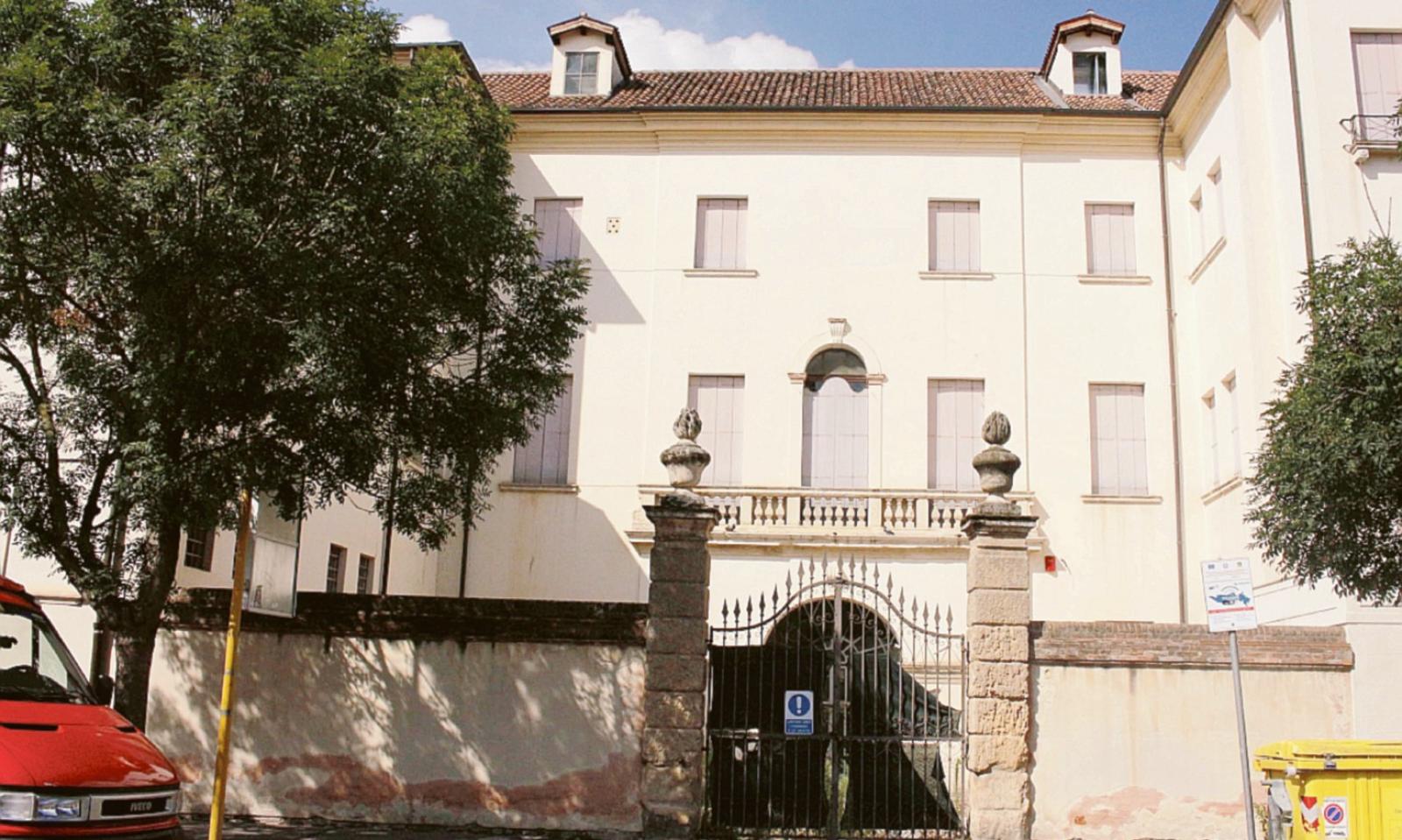 Palazzo Angeli, c&rsquo;&egrave; il rush finale