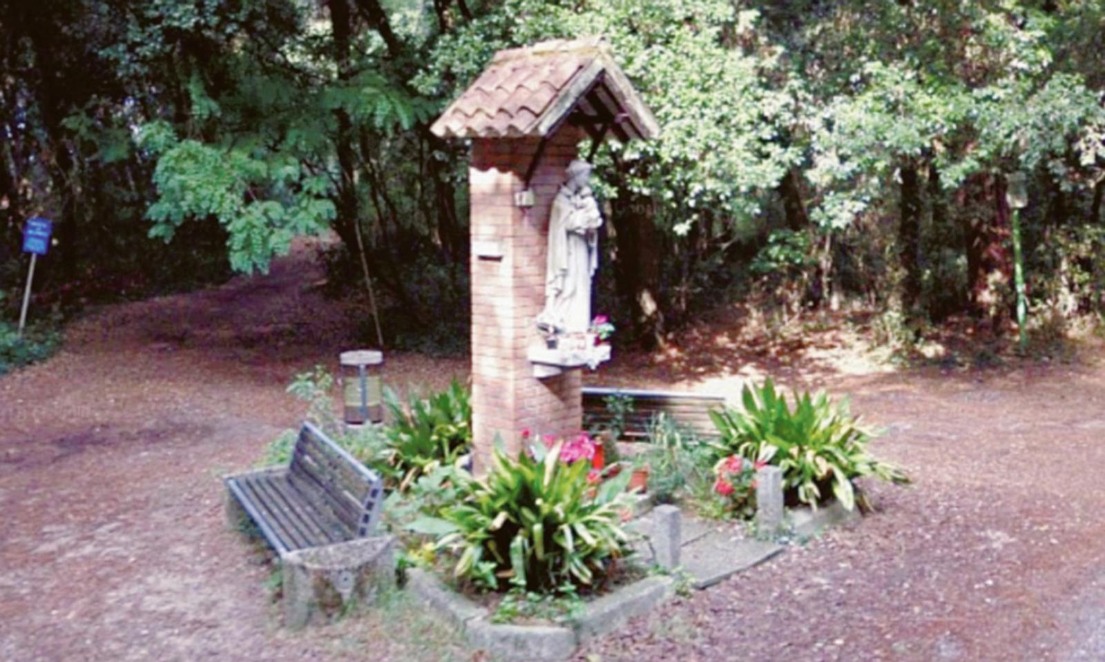 Sfregiata la statua di Sant&rsquo;Antonio