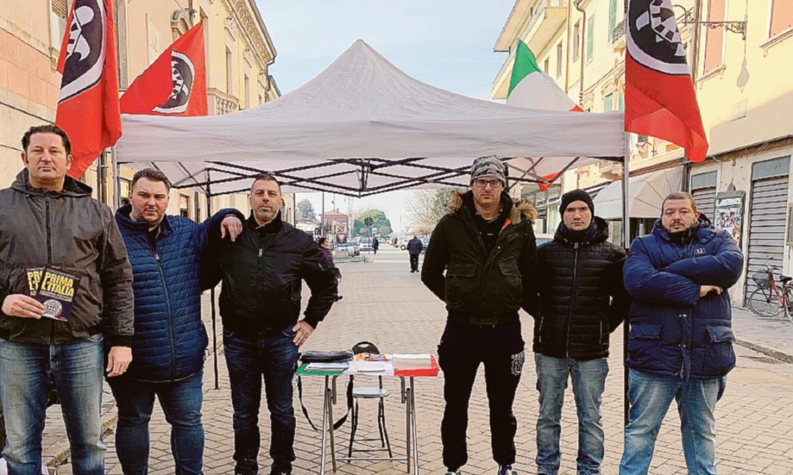 &ldquo;Gazebo solo se antifascisti&rdquo;