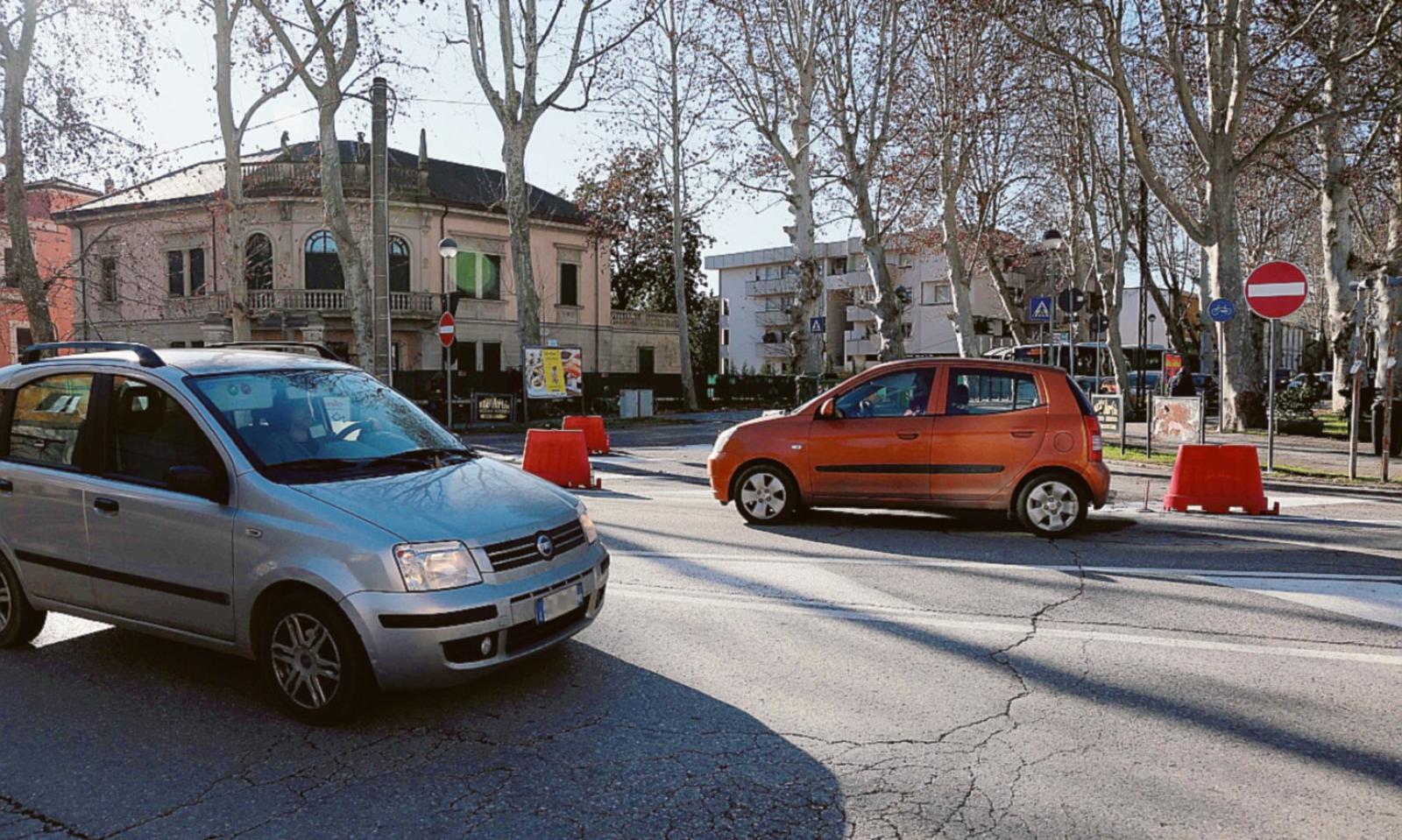Stazione, si cambia un&rsquo;altra volta