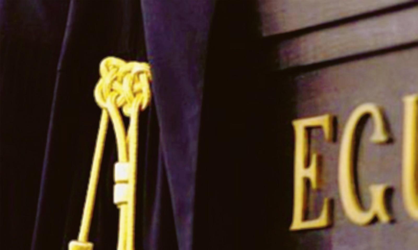 Avvocato condannato per uso di atto falso