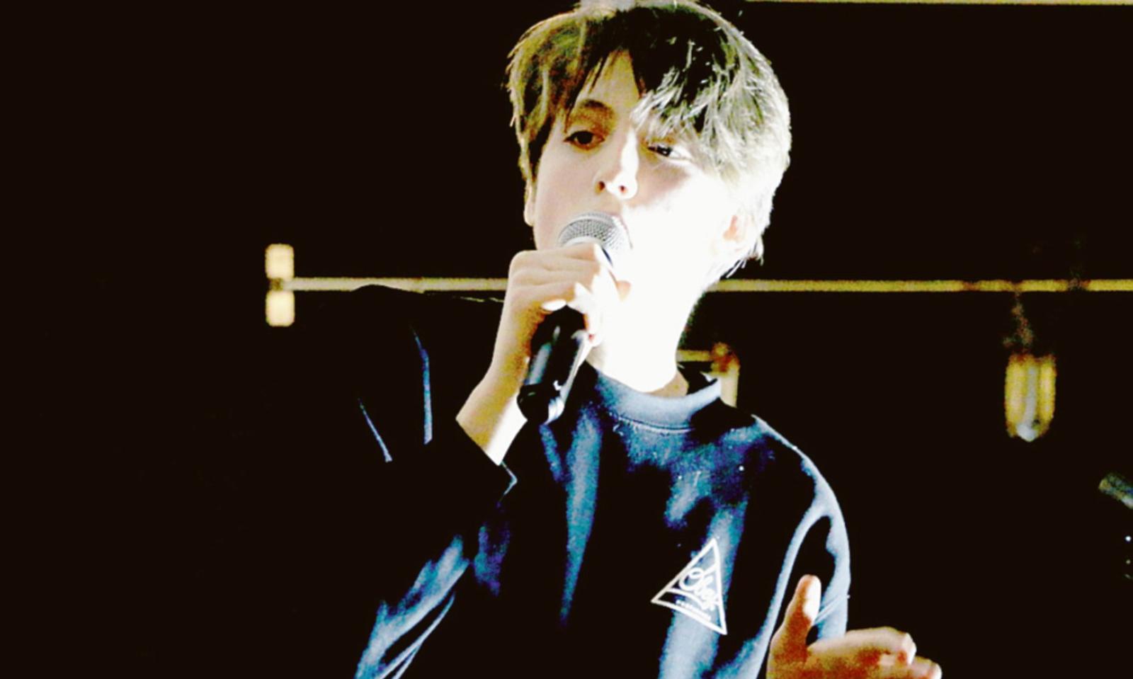 Giovi si fa notare dai big di Sanremo