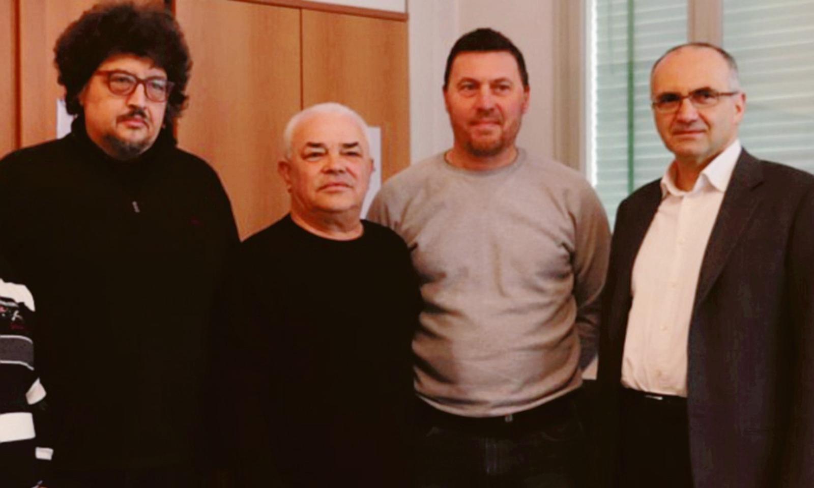 &ldquo;Noi, ostaggio del senso unico&rdquo;