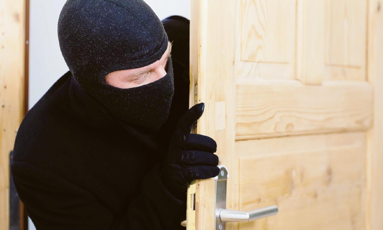 Ladri nelle case, cresce la paura