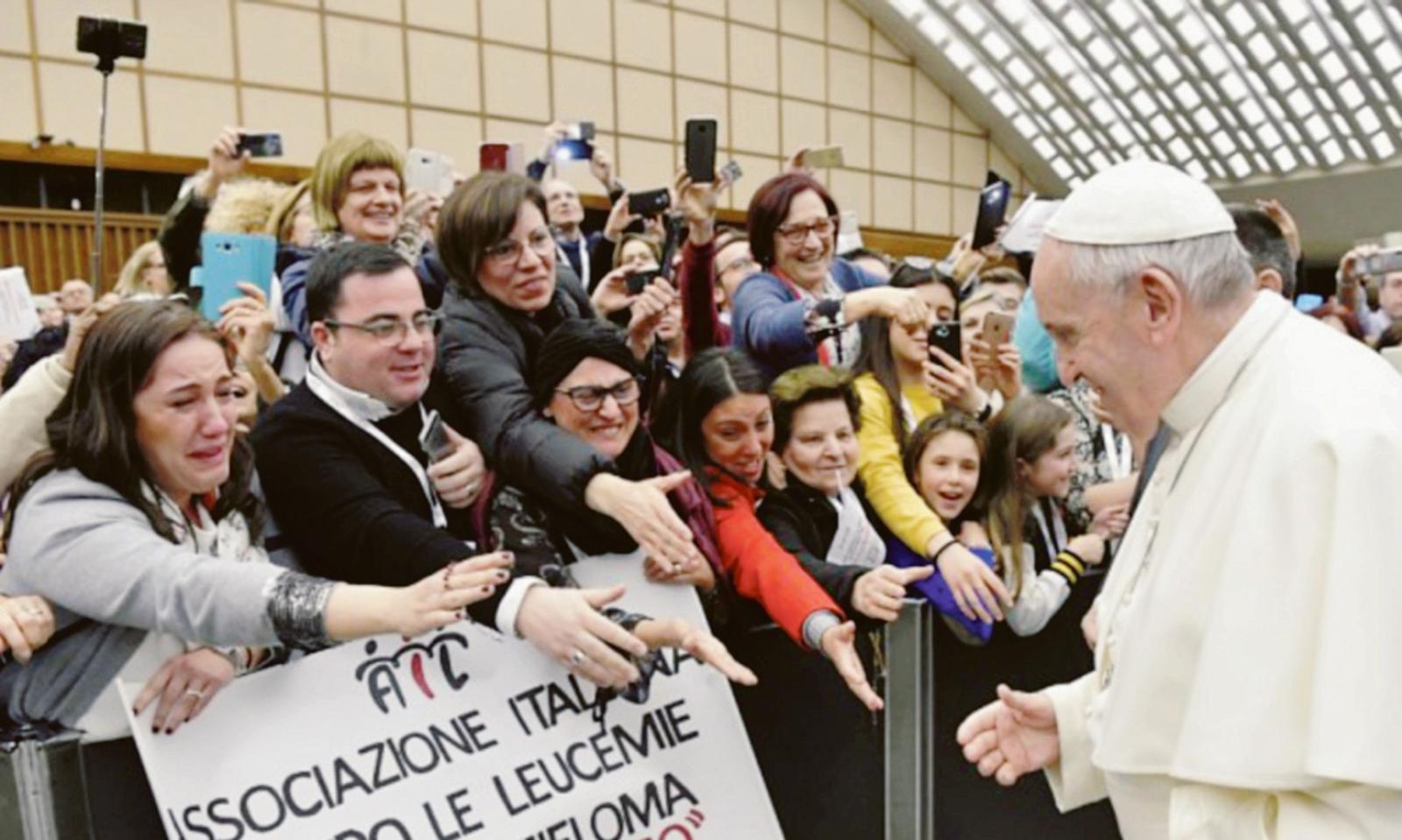 Il Papa telefona al cronista della "Voce"