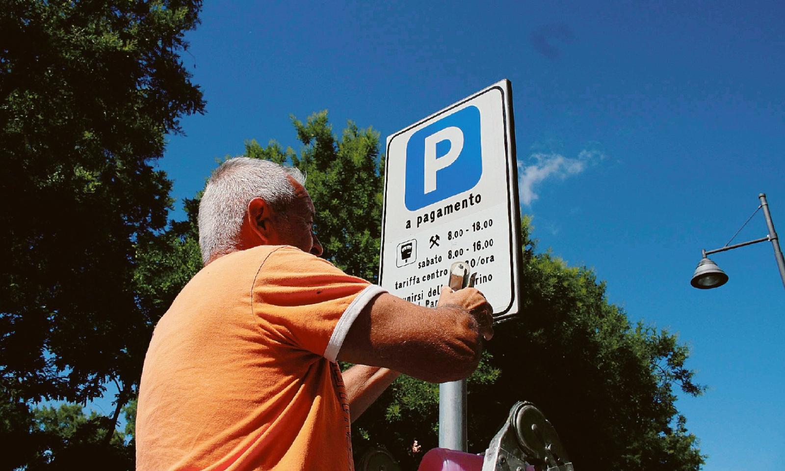 La rivoluzione della sosta ci &egrave; costata 66mila euro in pi&ugrave;