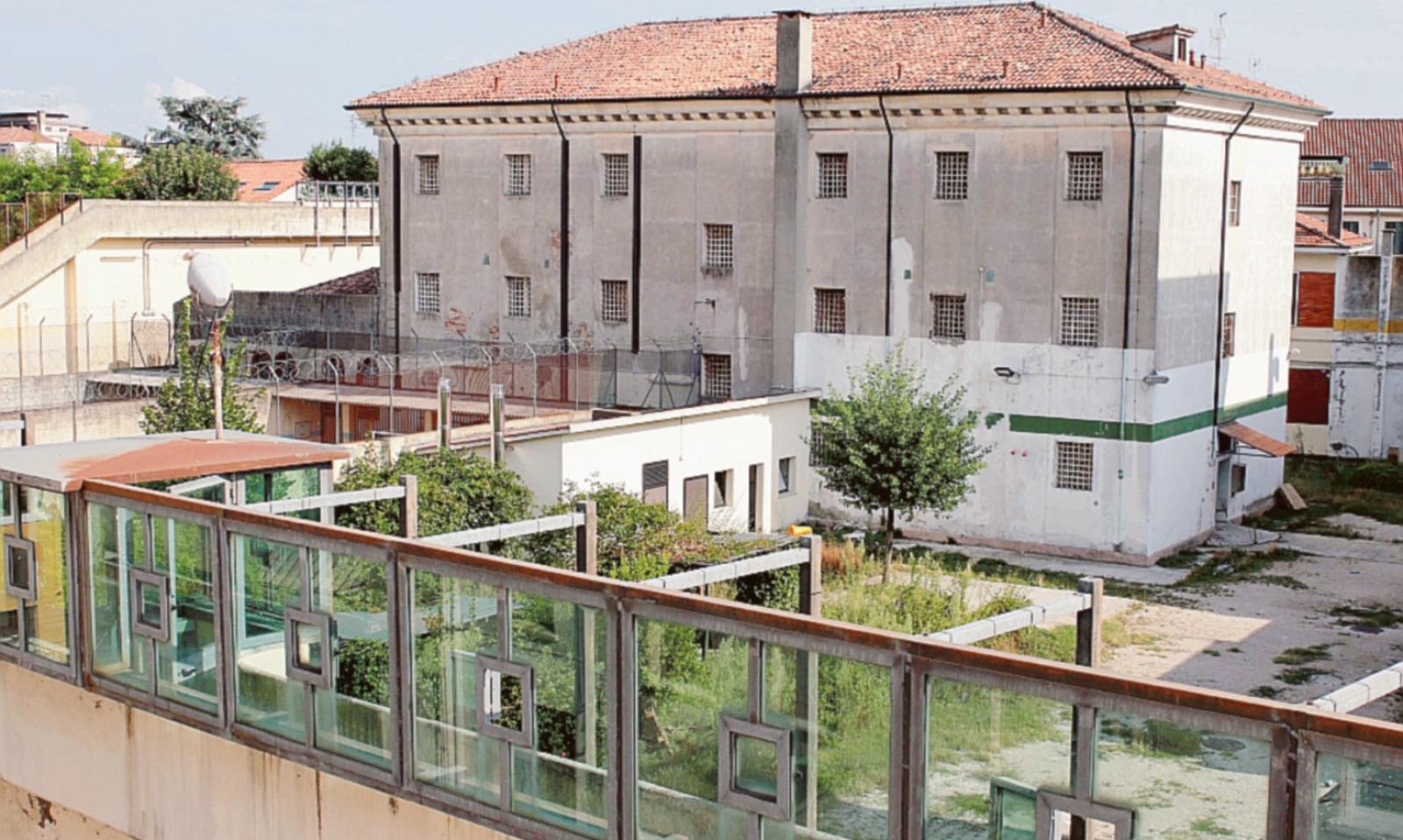 &ldquo;Stop al carcere minorile&rdquo;