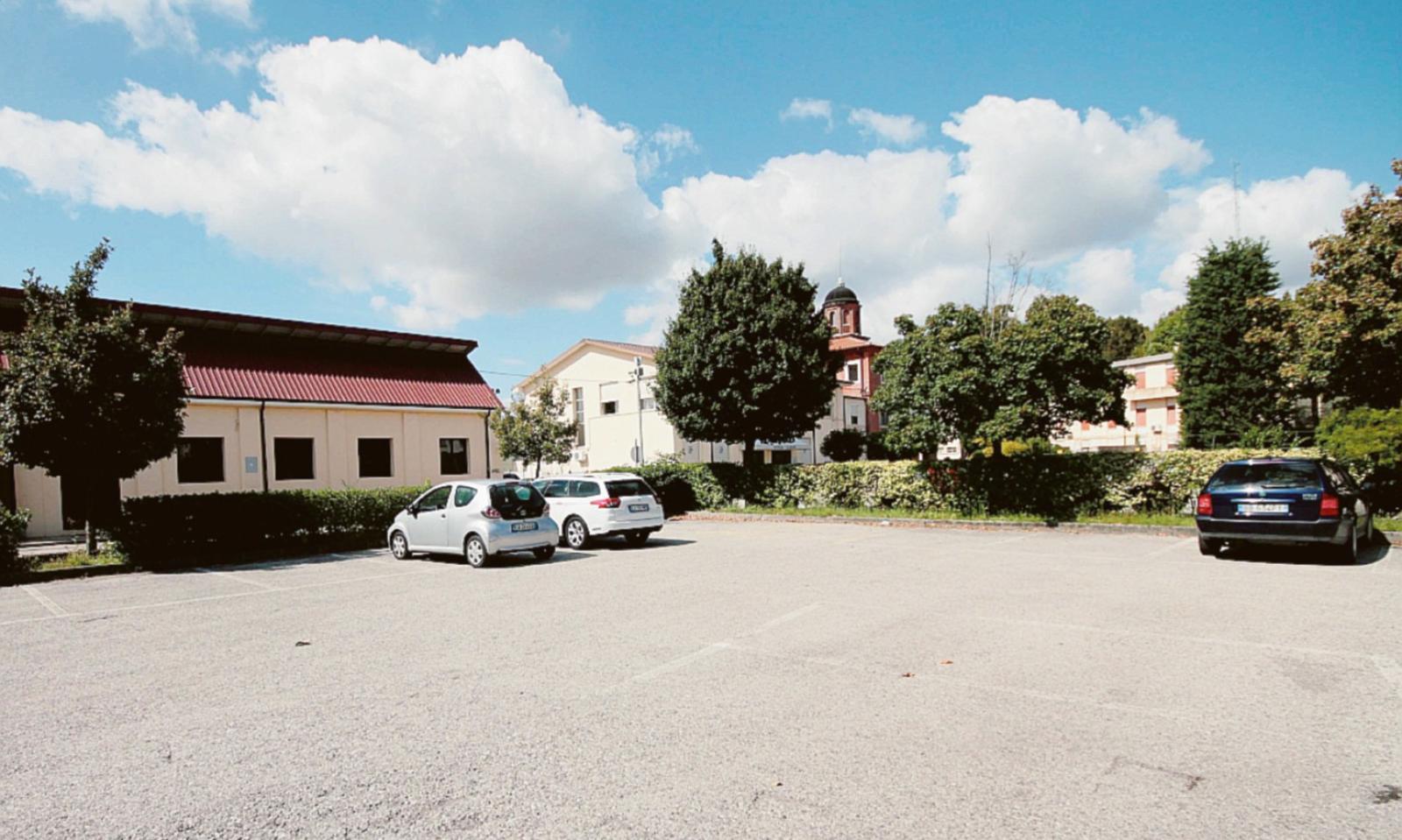 Una storia di faraonici flop