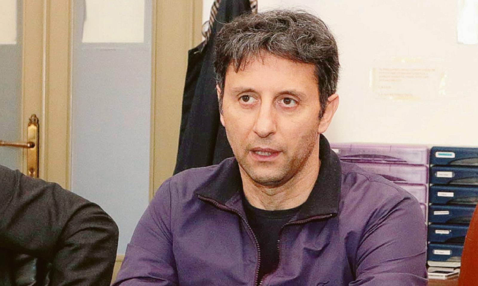 Il centrodestra si spacca in due