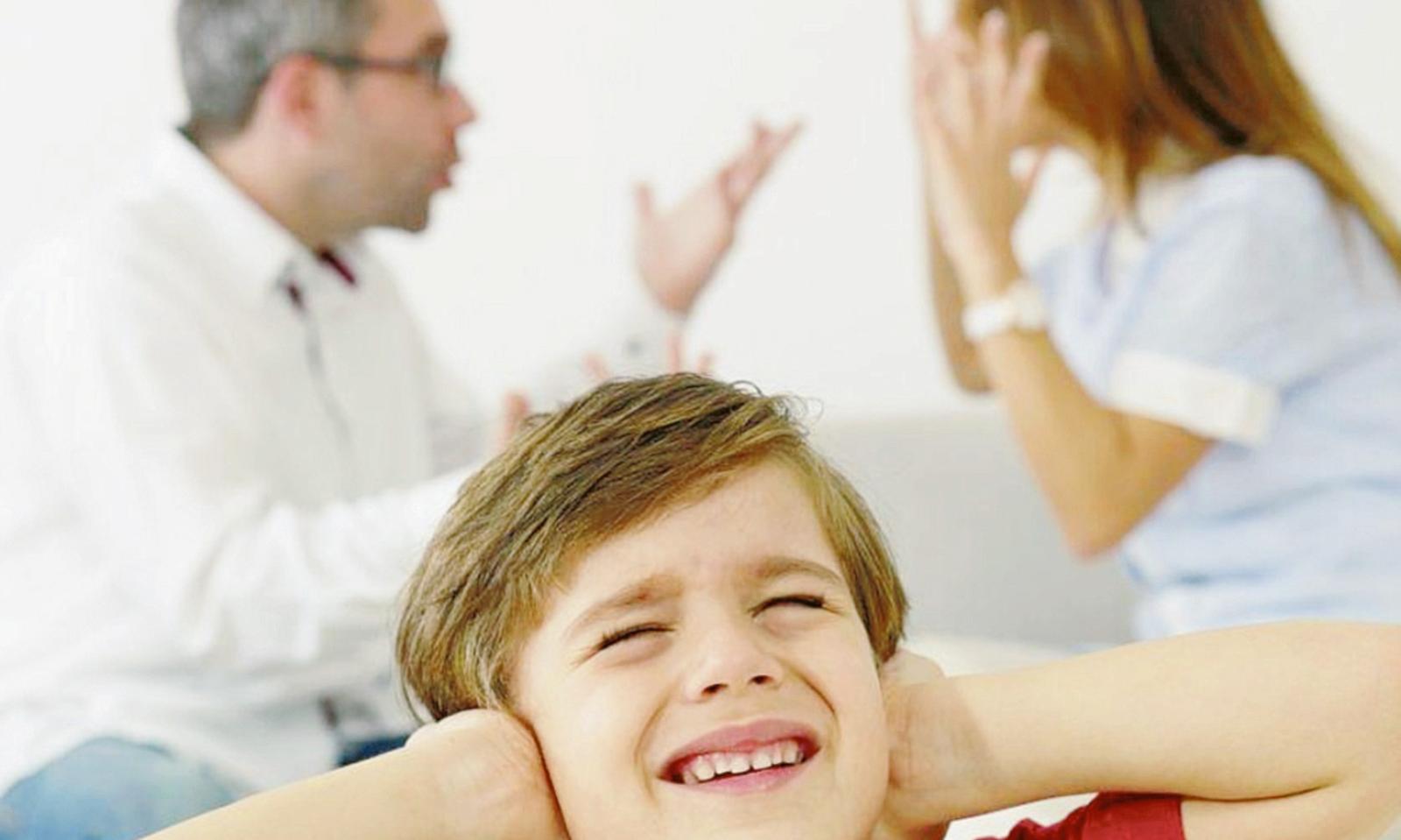 La coppia sul ring, il figlio va Ko