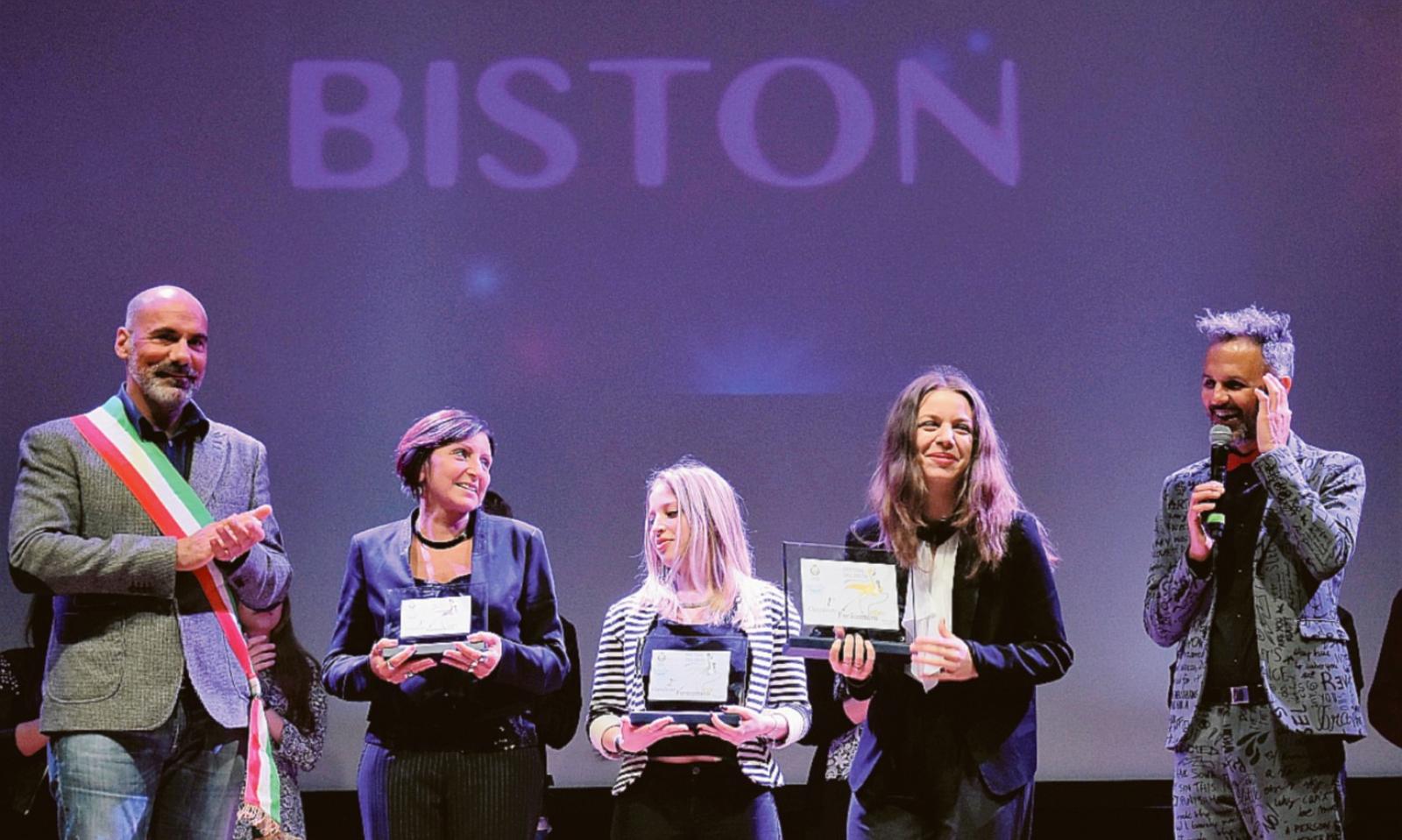 Denise Biston a caccia del Fenicottero d'oro