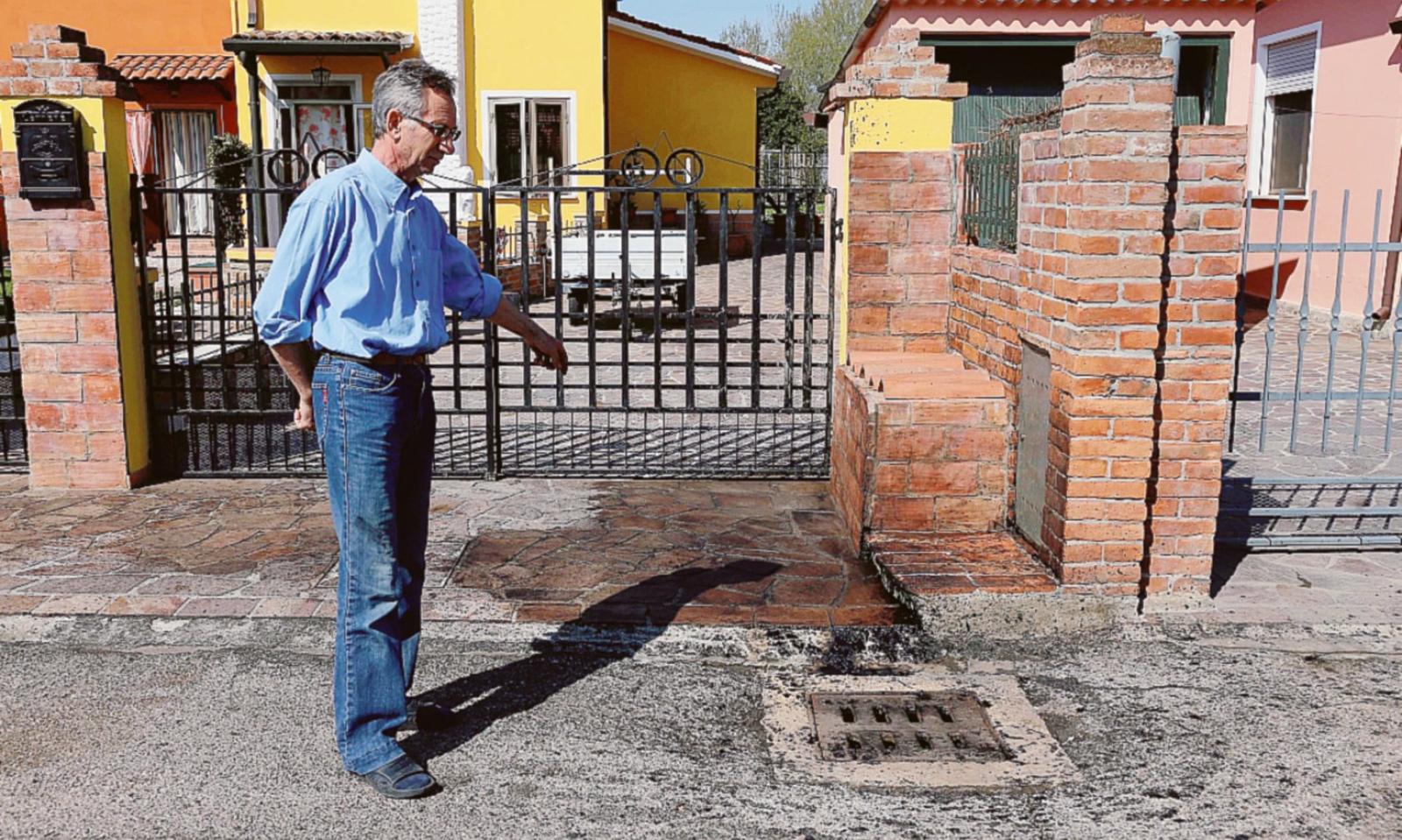 &ldquo;Da 10 anni ostaggio dei vandali&rdquo;