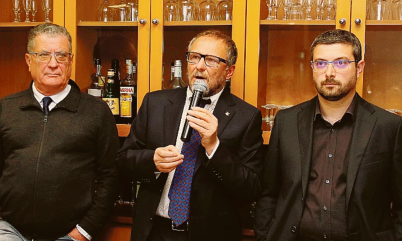 Ezio Conchi riunisce i suoi per una cena elettorale