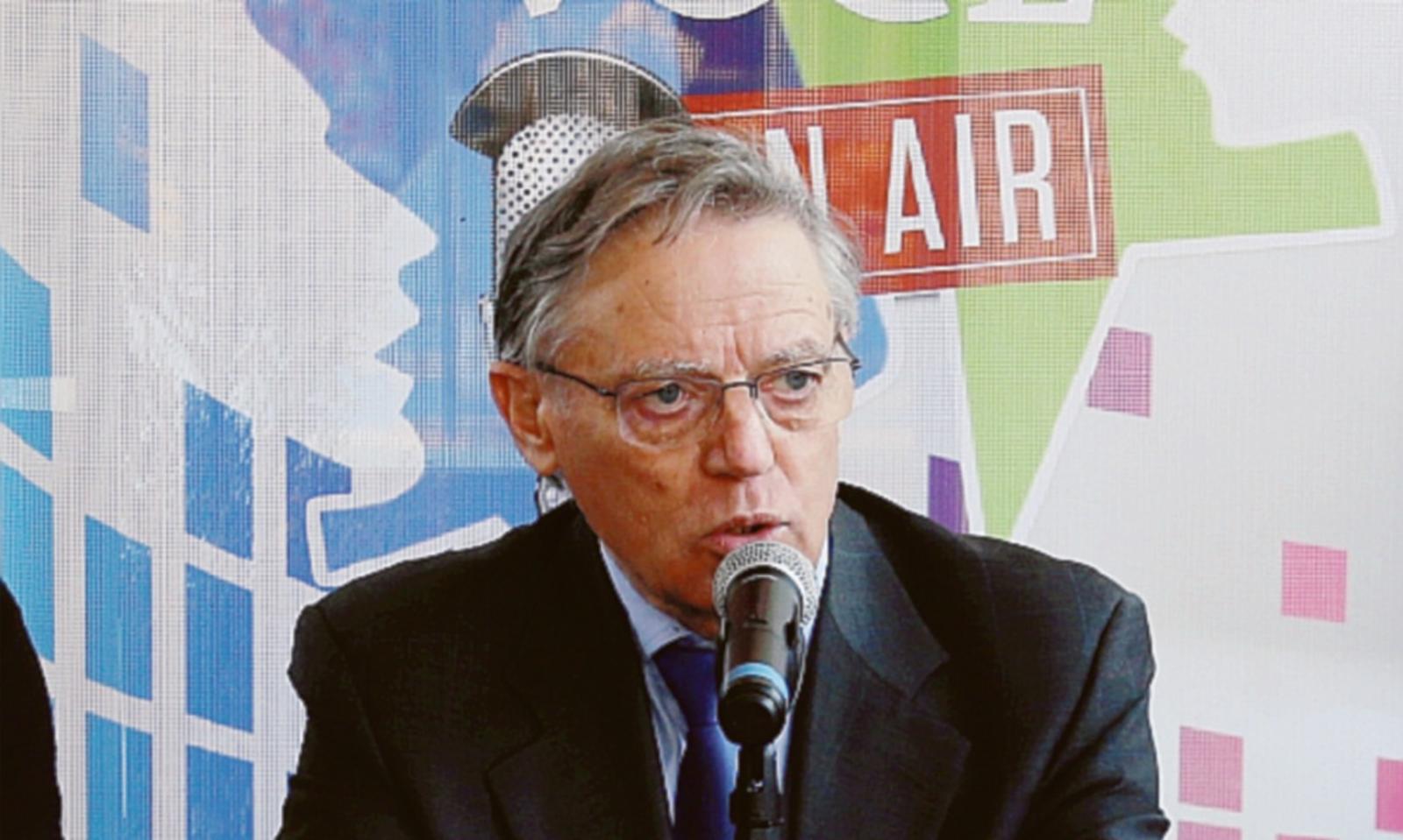 "Sostegno a famiglie anziani e disabili"