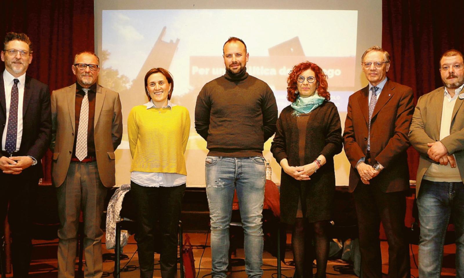 Priorit&agrave; buche: i sette candidati spiegano come le sistemeranno