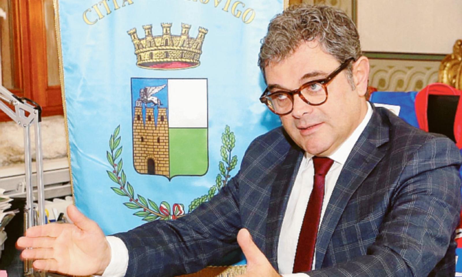 Caduta e morte sul Corso: tutti finiscono prosciolti