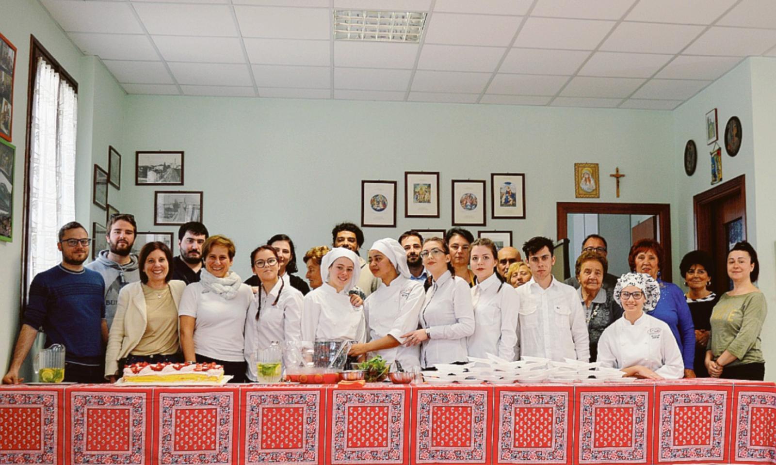 Gli studenti diventano volontari