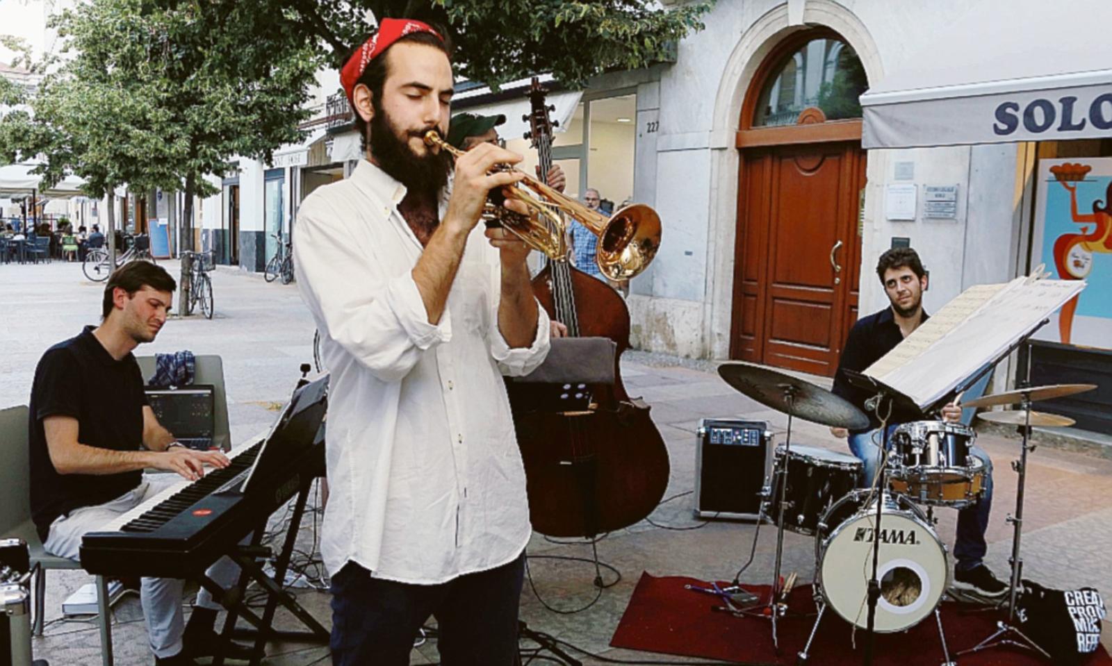 L&rsquo;aperitivo del gioved&igrave; &egrave; sul Corso