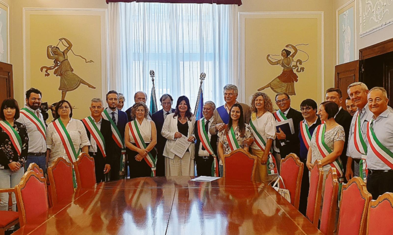 Nel decreto crescita non c'&egrave; la Zes, ma ci sono i sexy shop