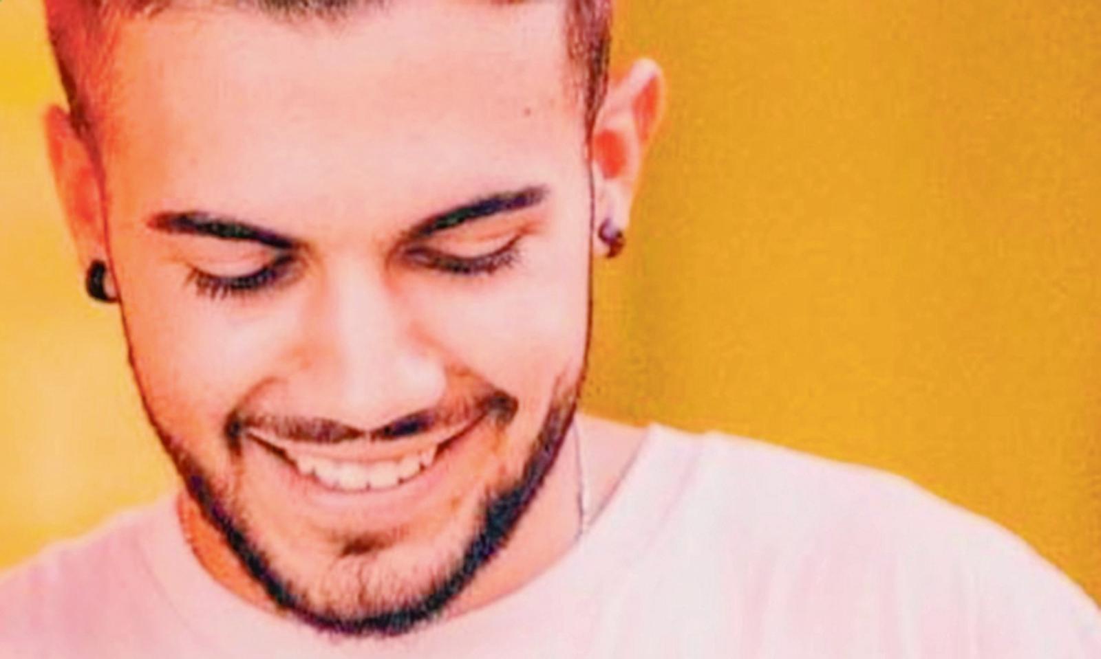 Un paese in lutto: &ldquo;Addio amore&rdquo;