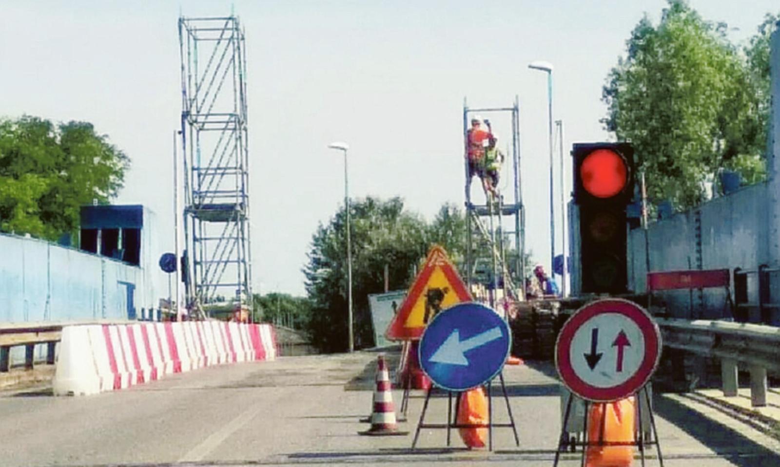 Domani chiude il ponte