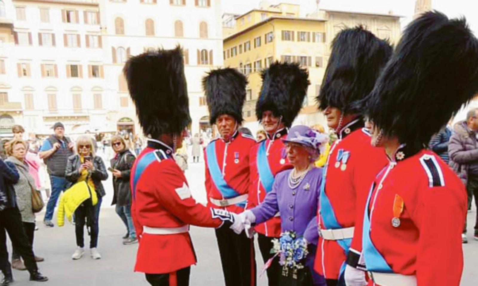 &ldquo;The Queen&rdquo; in tour