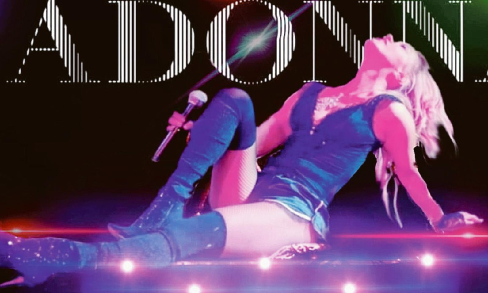 Fan di Madonna in rotta sul Delta