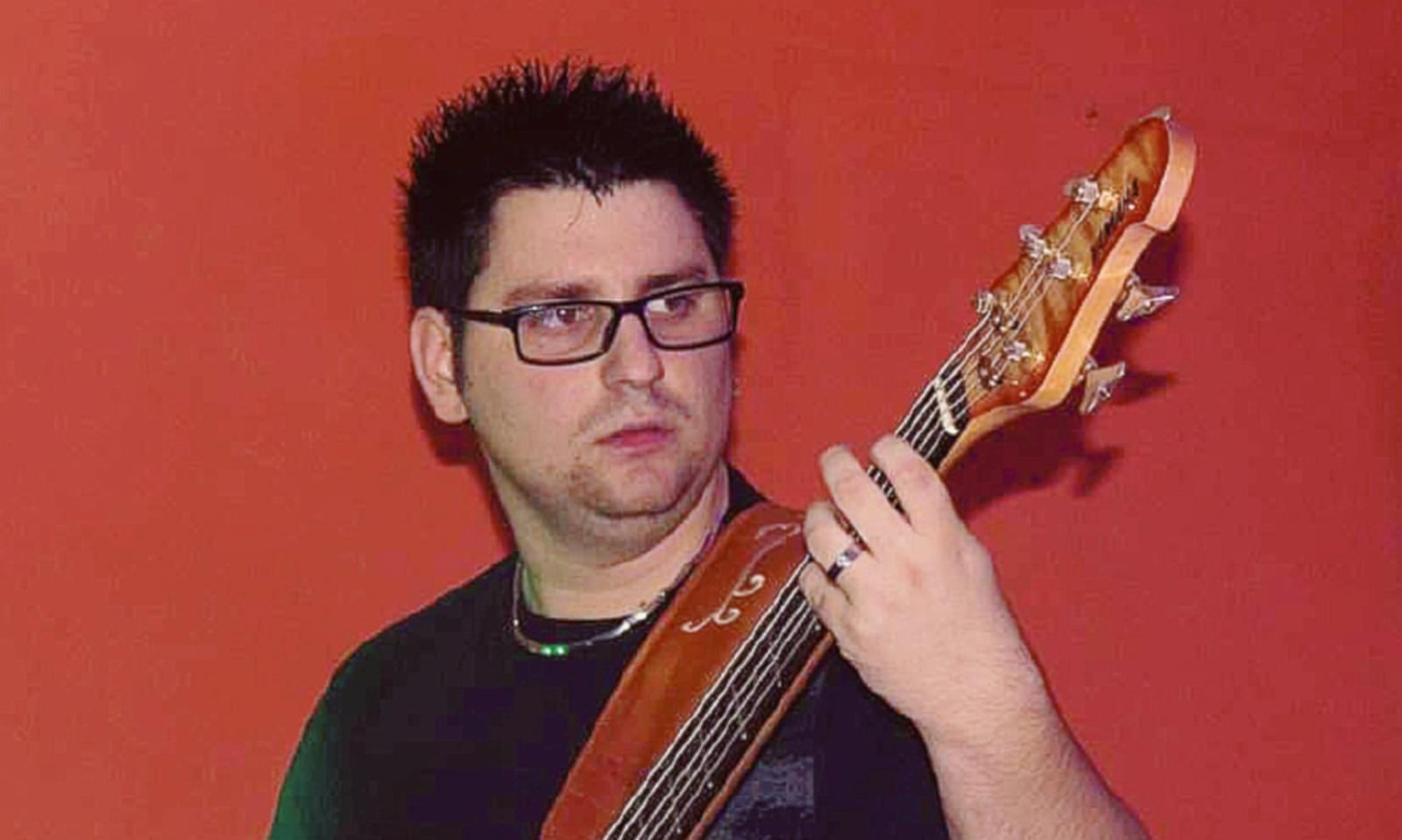 Musica e sport in lutto per Diego