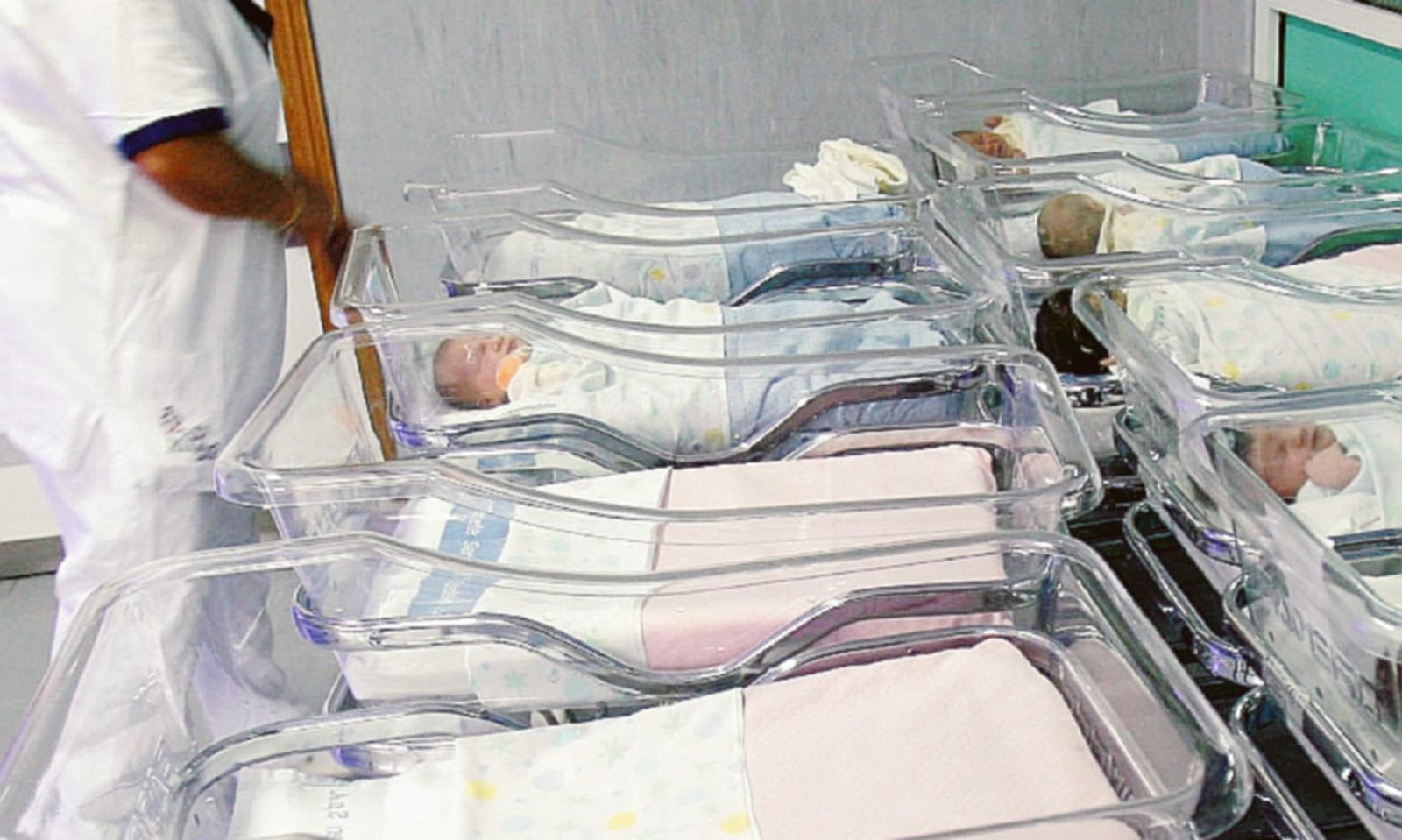 Ostetriche: dimissioni in massa 