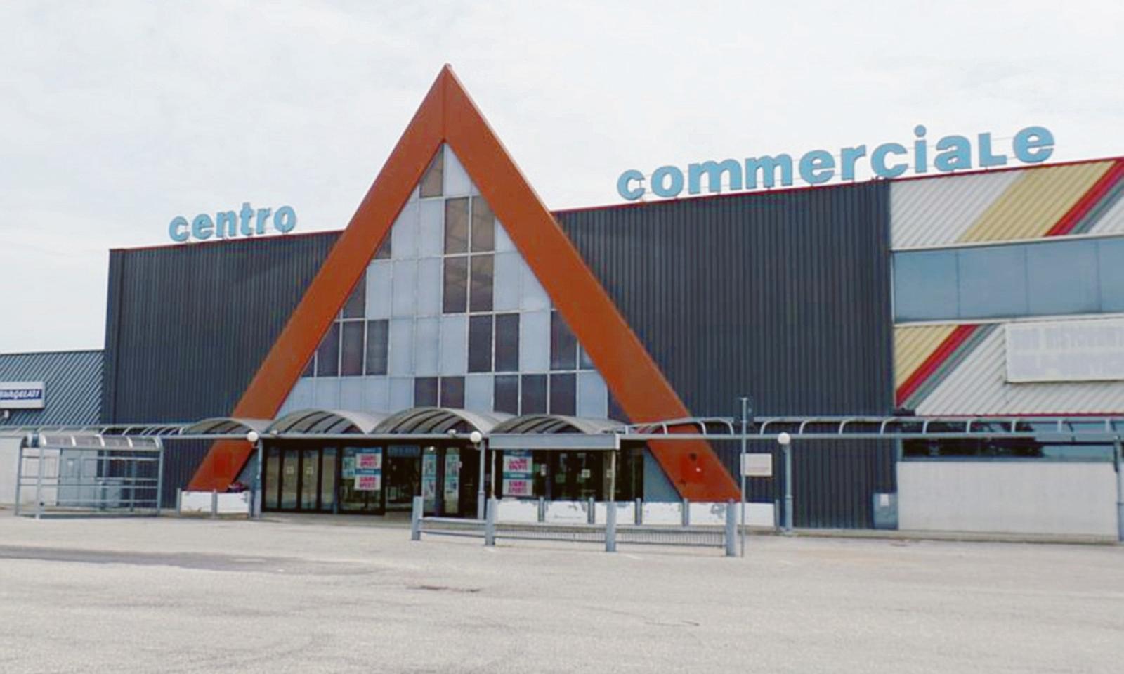 Prisma, monumento all&rsquo;abbandono