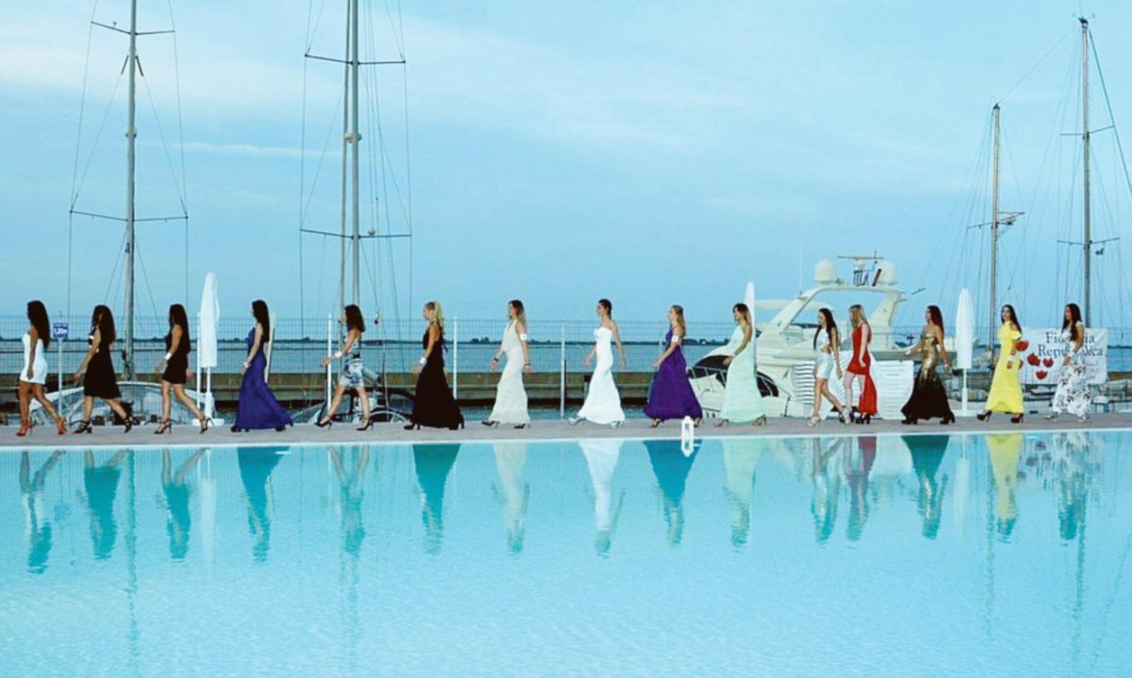 La richiesta degli operatori: "Allunghiamo la stagione balneare"