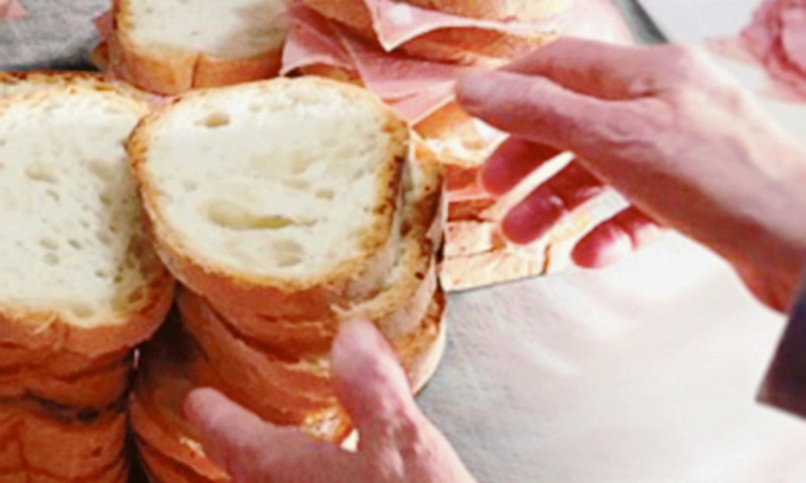 Un pasto al giorno, cibo e solidariet&agrave;