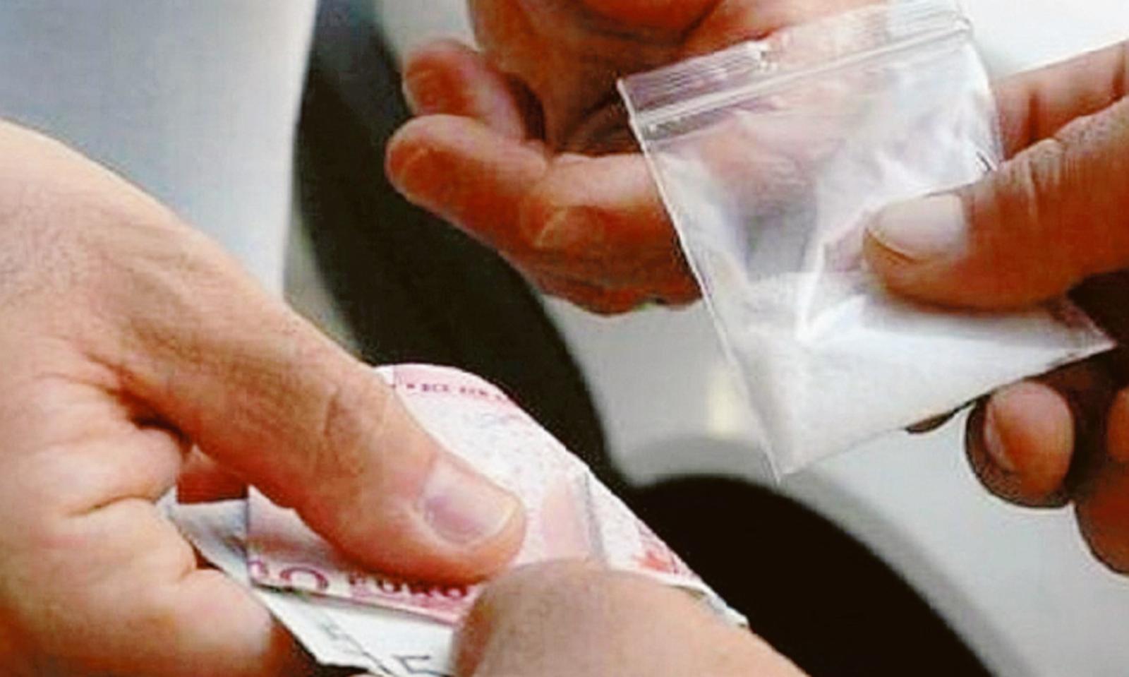 Apericoca in centro: a giudizio