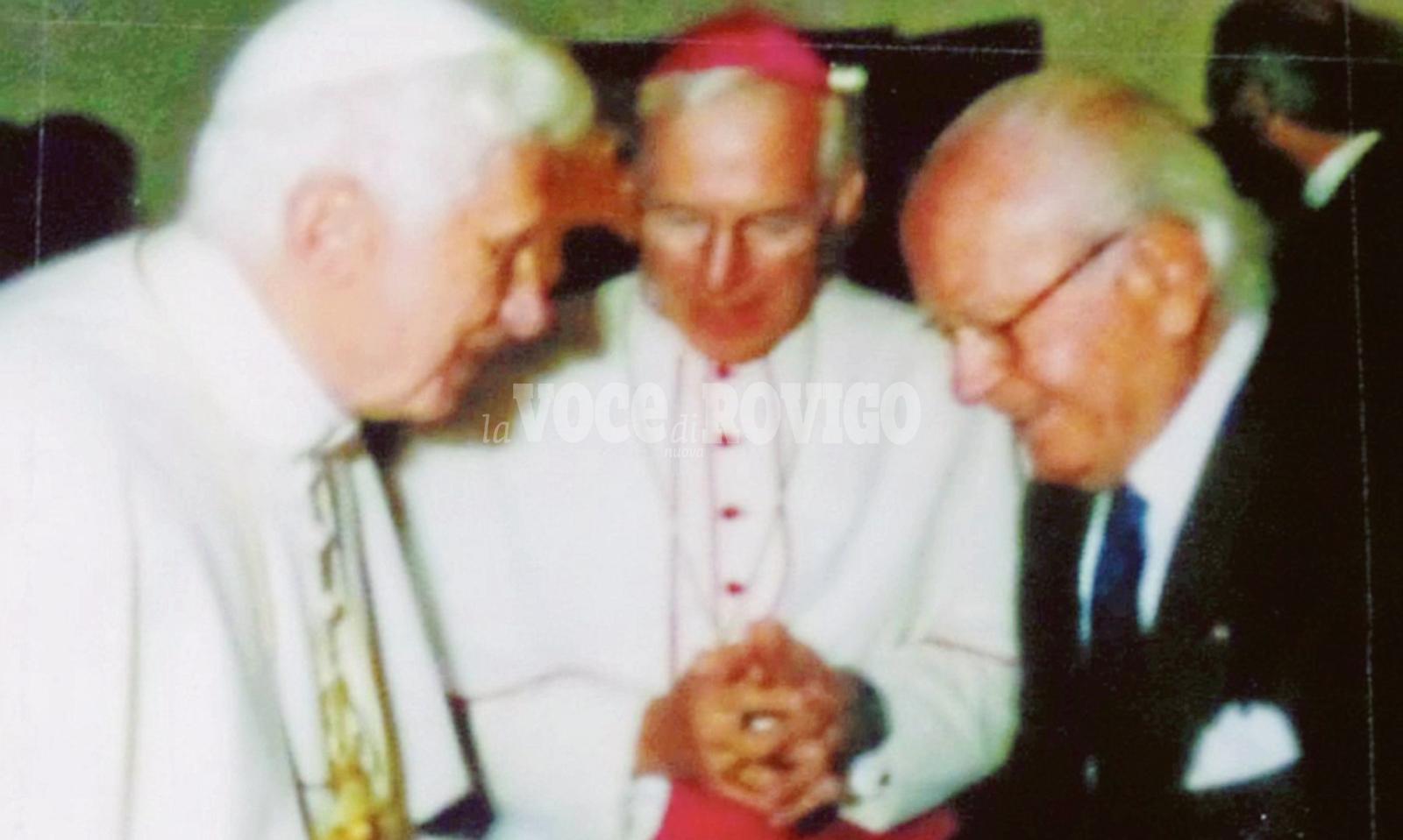 Il falegname che d&agrave; del tu al Papa