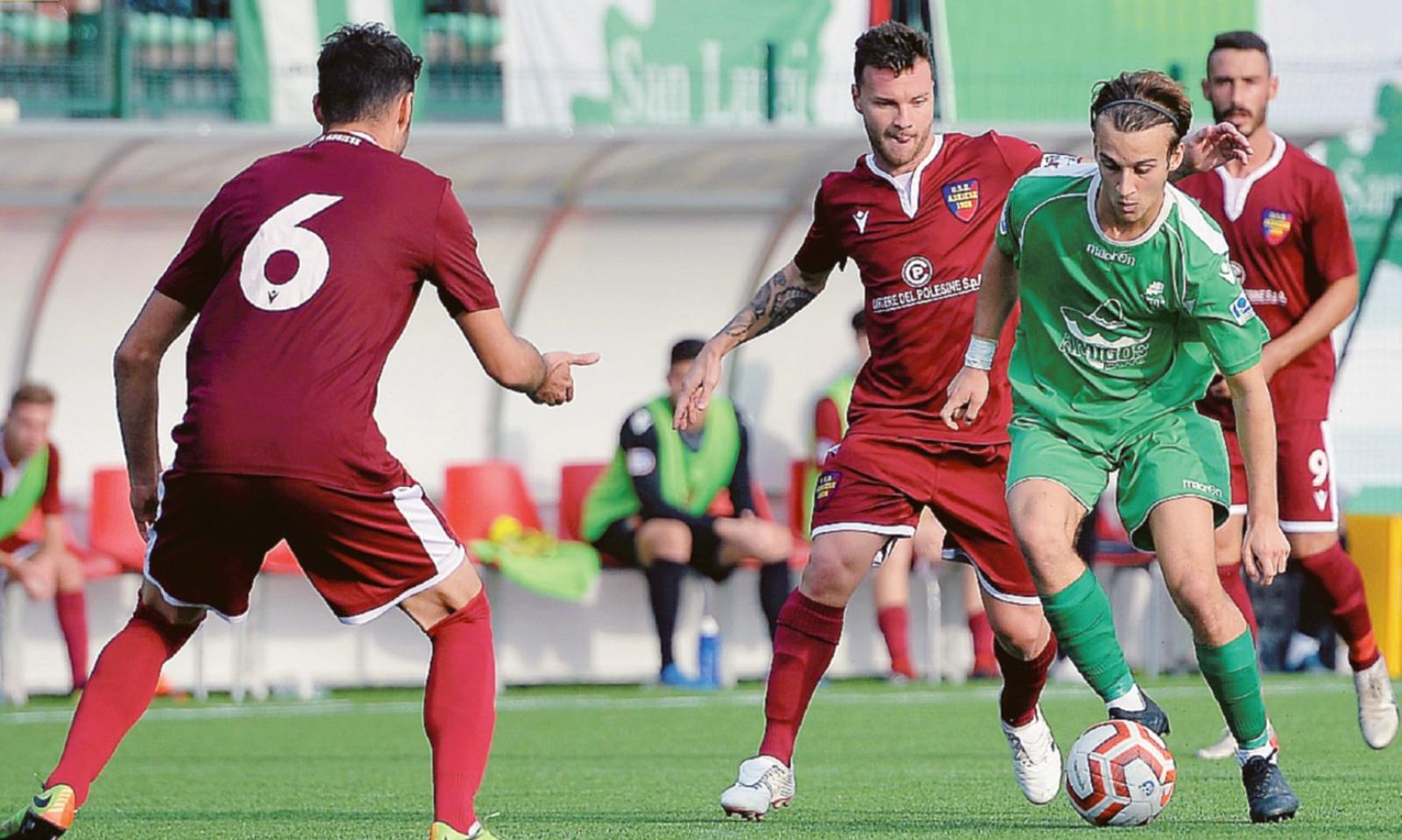 Adriese, si ferma Meneghello