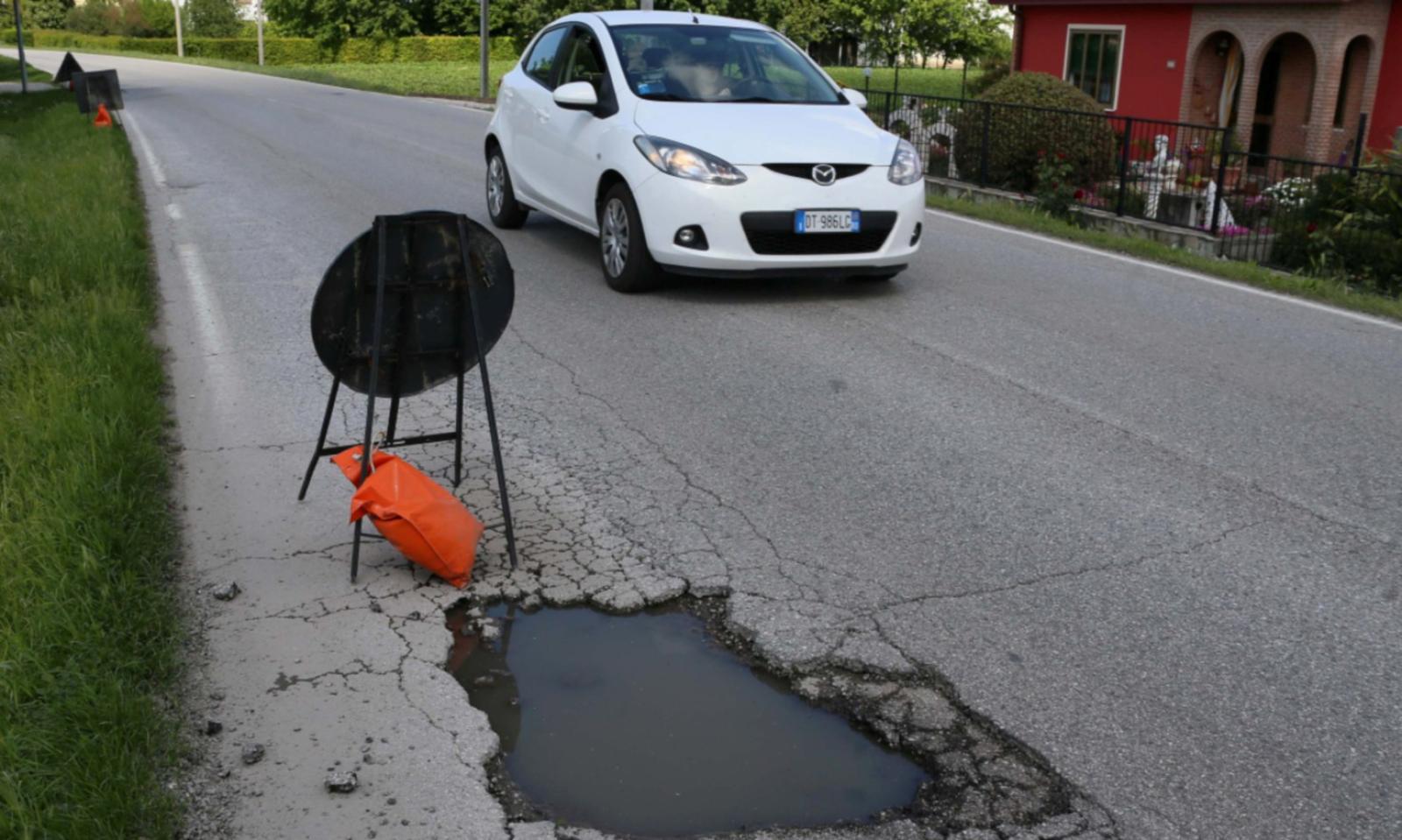&ldquo;Strada rovinata, non ascoltati&rdquo;
