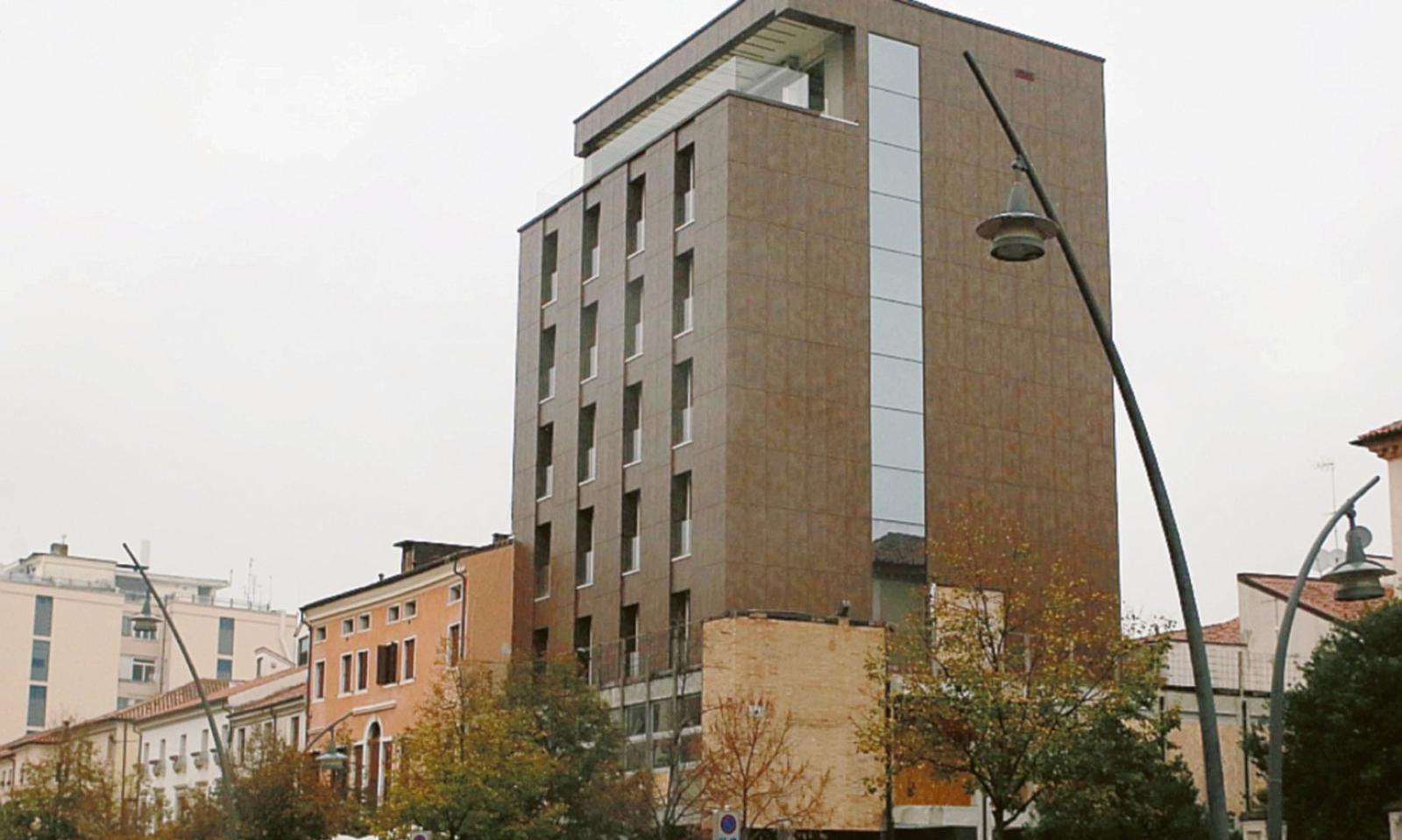 Il Granatiere vicino alla vendita